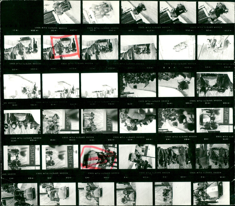 KODAK SAFETY FILM KOFETYFILM SAFETYING ODAK - Vintage Photograph