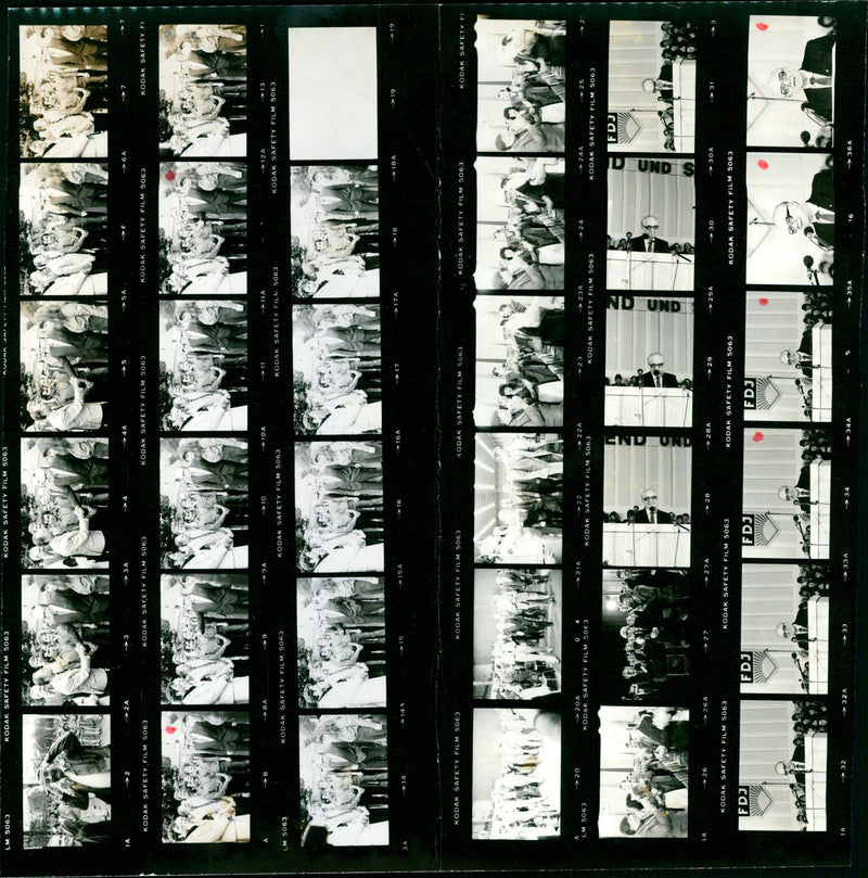 1982 WEEK YOUTH ATHLETES POTSDAM GERM FILM - Vintage Photograph