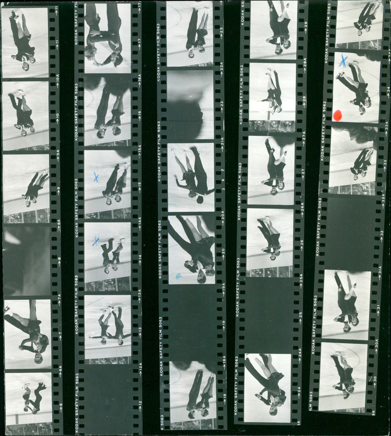 CAUF ISSUES KODAK SAFETY FILM LLLLLLLL KODAX - Vintage Photograph