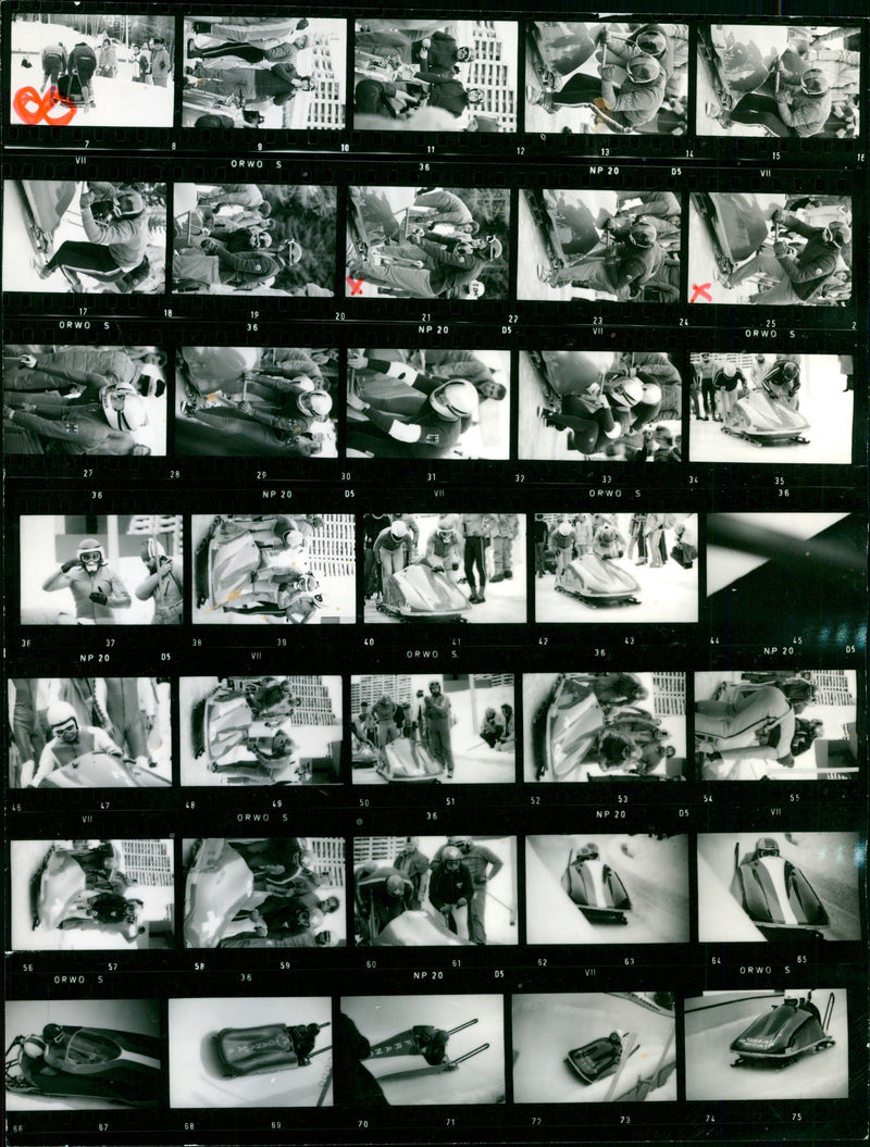 FILM START TAKER GERMESHAUSEN SCHONAU BETHGE TAKERGERMESAUSEN FRG ZIMMERE - Vintage Photograph