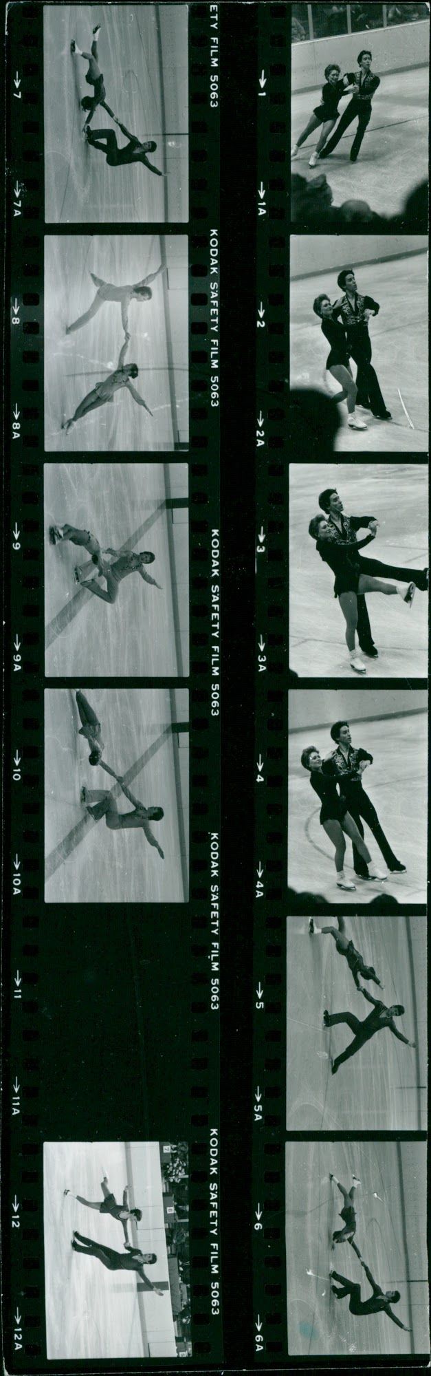 CAUF ISSUES OLYMPIAD HEKS CHR BERLI CUBORHS KTO ISS FILM - Vintage Photograph
