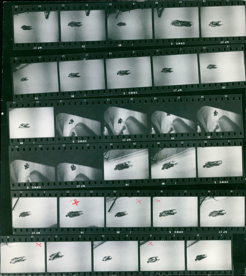 SPECIAL SPRINGS ELLE ELZ FILM DANA SPALENSKA CSSR GRAF OSWALD - Vintage Photograph