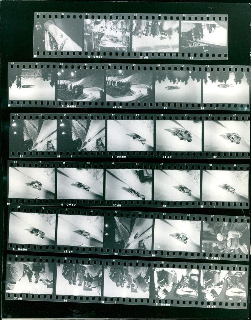 SPECIAL SPRINGS OMWO BROOOOOO OMNO EVA MARIA WERNIO MARGIT GRAF MARIE FILM - Vintage Photograph