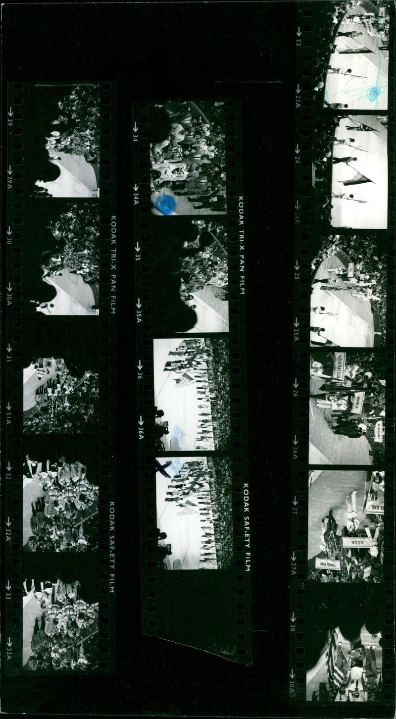 DEGREE EVENT INTEROLYMPIADE LAKE PLACID YNYNYN KODAK TRI PAN FILM - Vintage Photograph