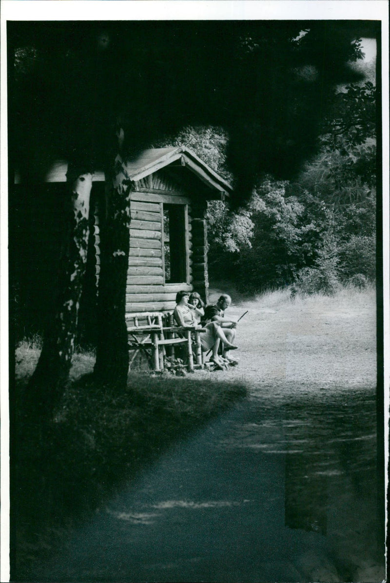 SPRING LAKE FRIEDRIDORADA DAM DEIGHT TERCIDUNT DOLCE HAND FILM - Vintage Photograph