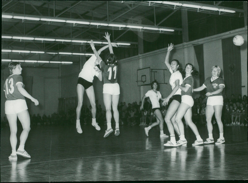 LEARNPAS EBENSTODA KRIUKAS STE FEDAWWITH HERCEG - Vintage Photograph