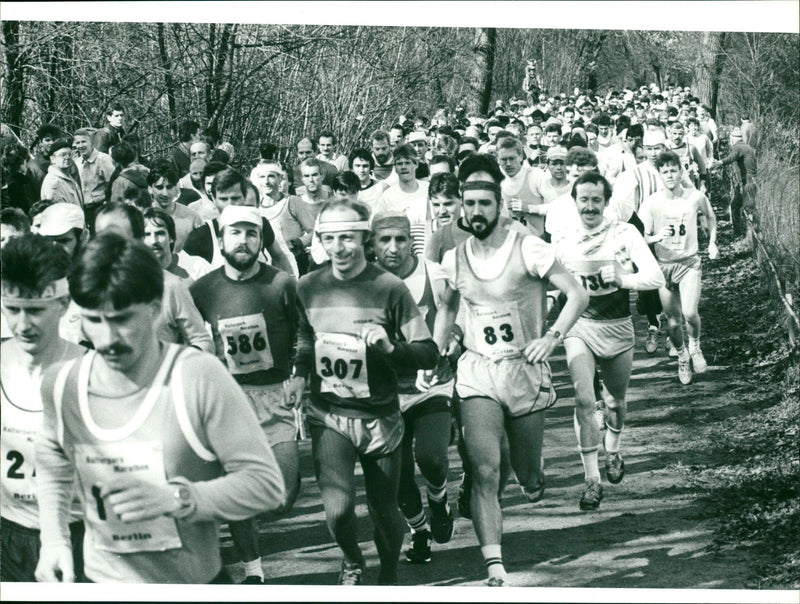 1989 PARK MARATHON DENA ANNIVERSARY EVEN FILM - Vintage Photograph