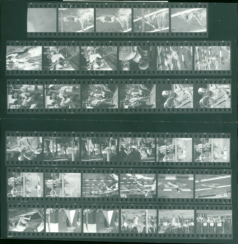 TAKIADE SPREM RAMONA HENTSCHEL ANJA SCHULTKA DANIELA MANUE ALBERT - Vintage Photograph