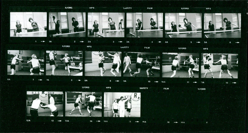 1984 BEVLIU STADTBEZIRKSPARTAKIADE BERLIN HITTE STADT BEZIRKE FILM - Vintage Photograph