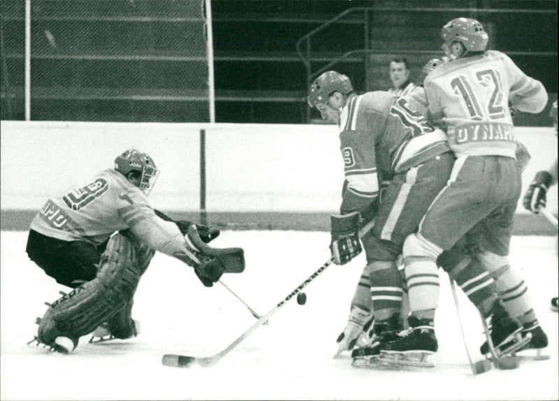 1982 OUR BERLIN DATE SUL DYN NITZ HENRIET STAGE FILM - Vintage Photograph