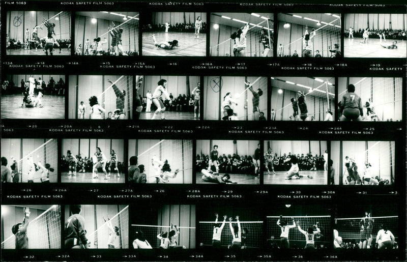 1980 KODAK HAS RELEASED NEW VERSION HIS VIDEO GAME CALLED FILM - Vintage Photograph