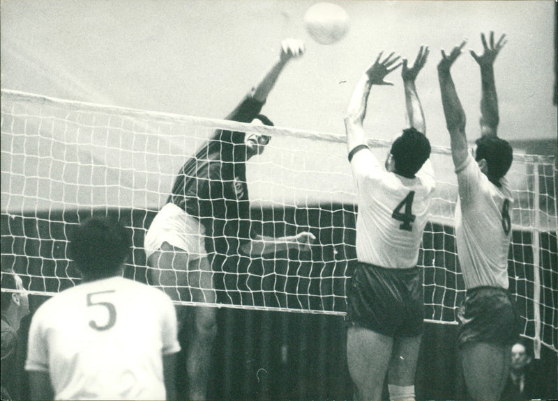 SPARTA KIADE EQUANO PARTILEIADE SUCCANIA MAHN SRANDE - Vintage Photograph