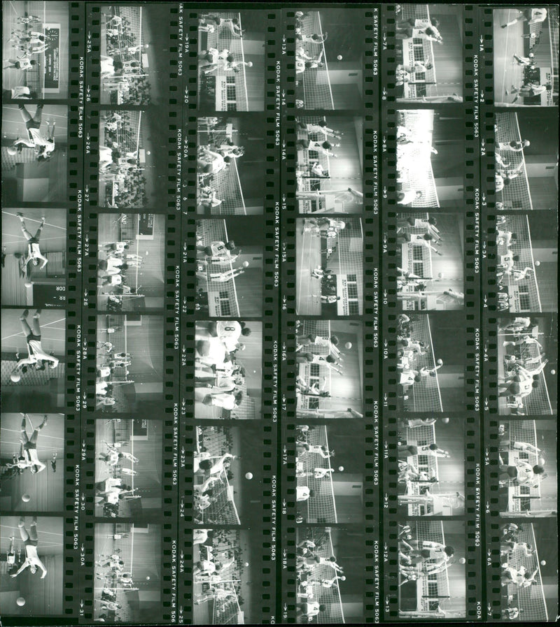 1979 SPARTAKIADE FRATRES VOLLEYBALL BORLIN IVI GUAMO SPARTAKICULE SUCCUO BER FILM - Vintage Photograph