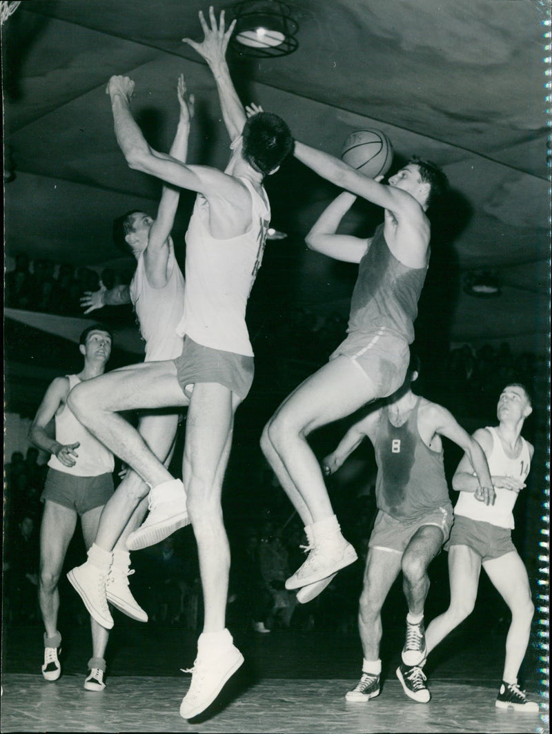 Basketball SC Chemistry Hall - Spartak Brno - Vintage Photograph