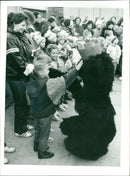 SPARTAHADE ANTER SPARTAHADESPEIDS ADDRESS PERLIN DATE EVENT CENTR SPART FILM - Vintage Photograph