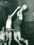 1967 BERLIN CHEMIE HALLE GUNTHER KTO VESTR LOSONE FILMARIM BOY PSICO WIBBU - Vintage Photograph