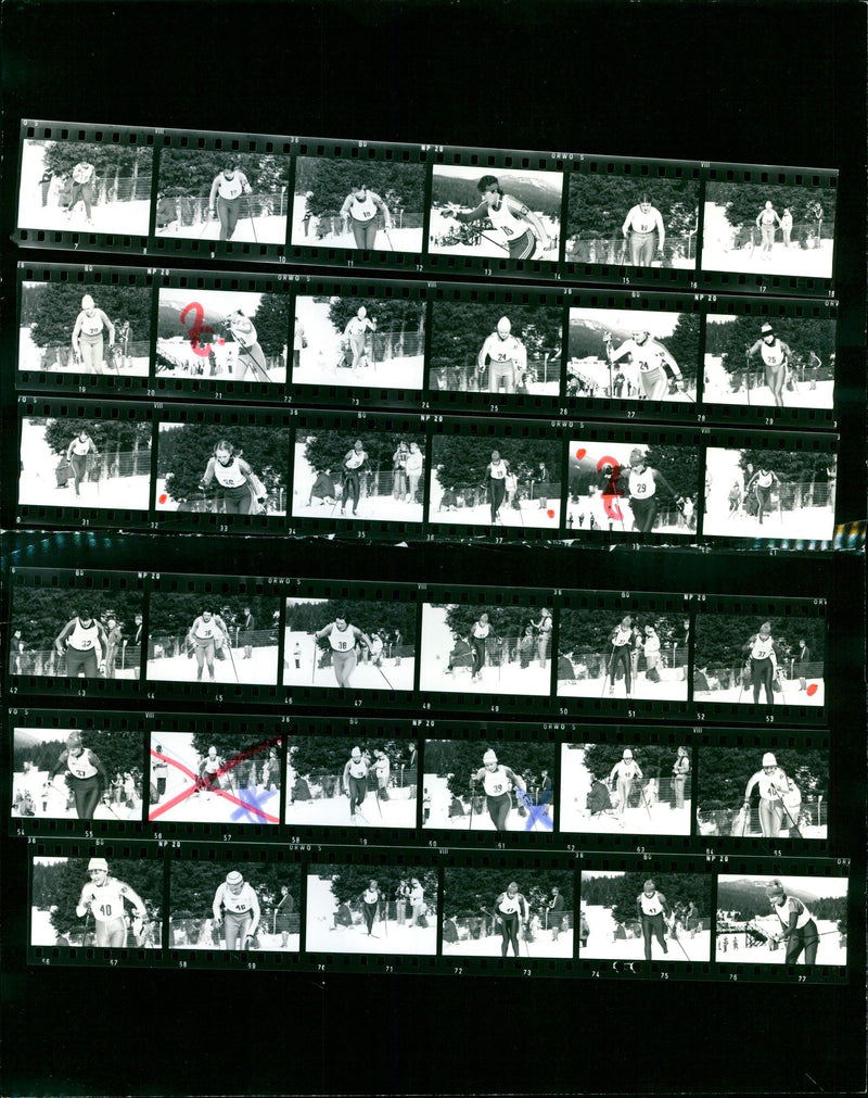 1983 COMPETITIONSLAN FILM HARINA WASINA ANGELA SCHMIDT CAN KERSTIN MORING DDR - Vintage Photograph