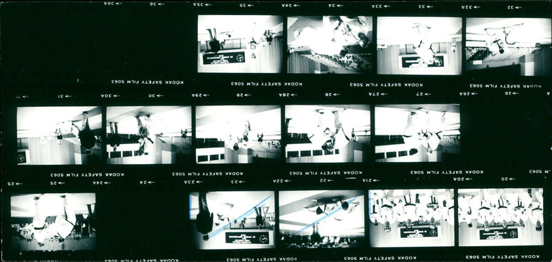 ARULET MOLLER SLOKI LOVELIZ ALTSCH DALLERKEN ASCHILE KRUGER LOCKEN FILM - Vintage Photograph