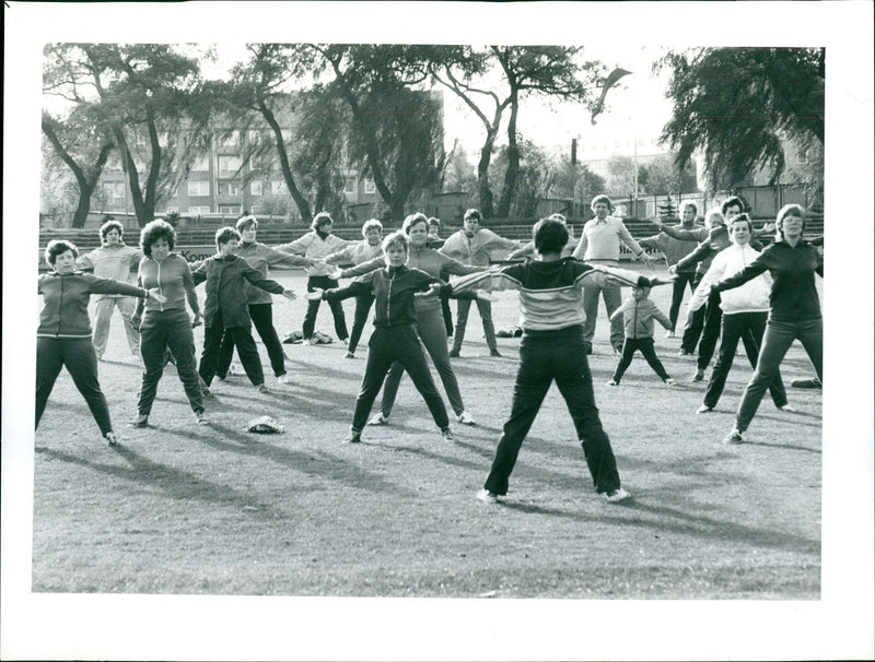1985 WERLTATISEN FREIBERG DATE EROL URTINSPOOTFEST PER PRISE POPGYNUO FILM - Vintage Photograph