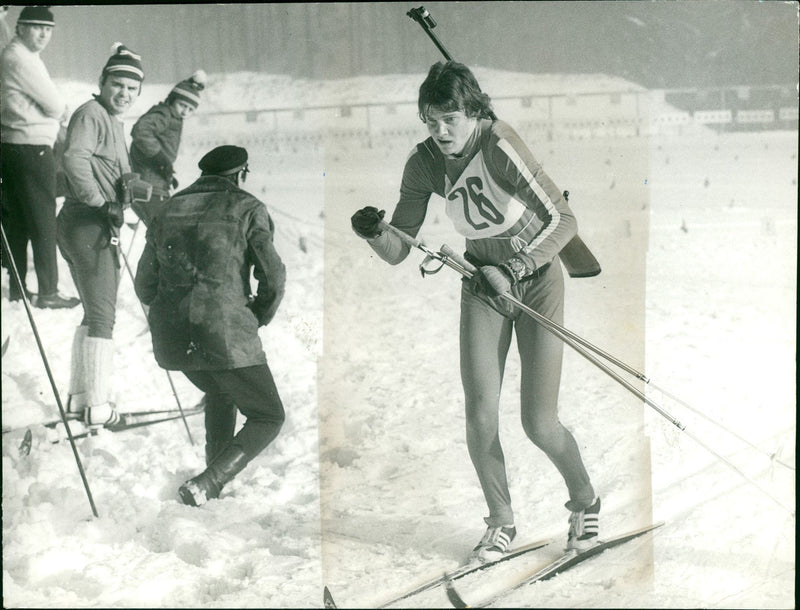 FILM SHOT BERLIN GERMANY DIRECTED HERBERT KRONFELD AND - Vintage Photograph