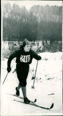 JEROZHINA POZE EPOURRA POEM RUSSIAN POET PIOTR - Vintage Photograph