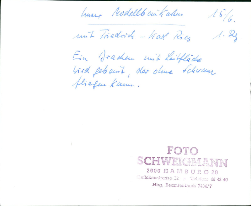 OUR MODEL KIT AVAILABLE GERMAN AND ENGLISH MODE - Vintage Photograph