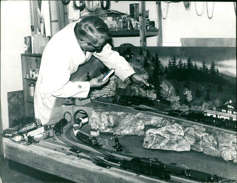 MOES MODEL BUILDING CASKS HAMBURGER BETRIEBSBANK TEL SECIMUM HAMBURG MARIA - Vintage Photograph