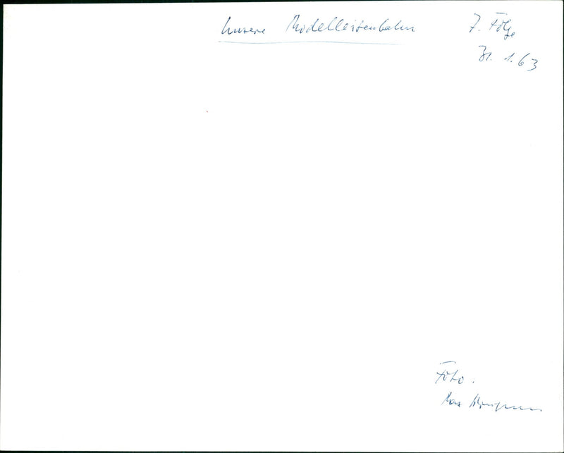 BUILDING CASKS FALL DSHUSERE MODELISENBELEN MOES MODEL - Vintage Photograph