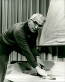 BUILDING TASTED FRIEDRICH KARL RIES OUR MODEL KIT BUIL - Vintage Photograph