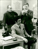 DON TAHER TRACK ARD MODEL JONELYNE TEIREIL AND - Vintage Photograph