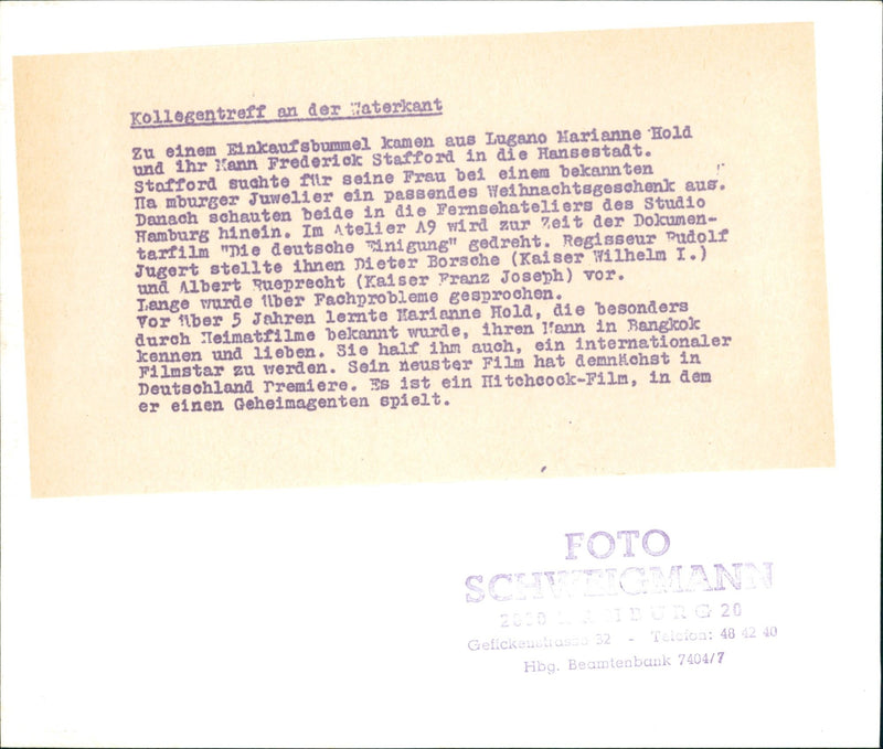 COLLEAGUES MEET ANDER WATERBAUT ATELIER SHOT ALBERT FILM - Vintage Photograph