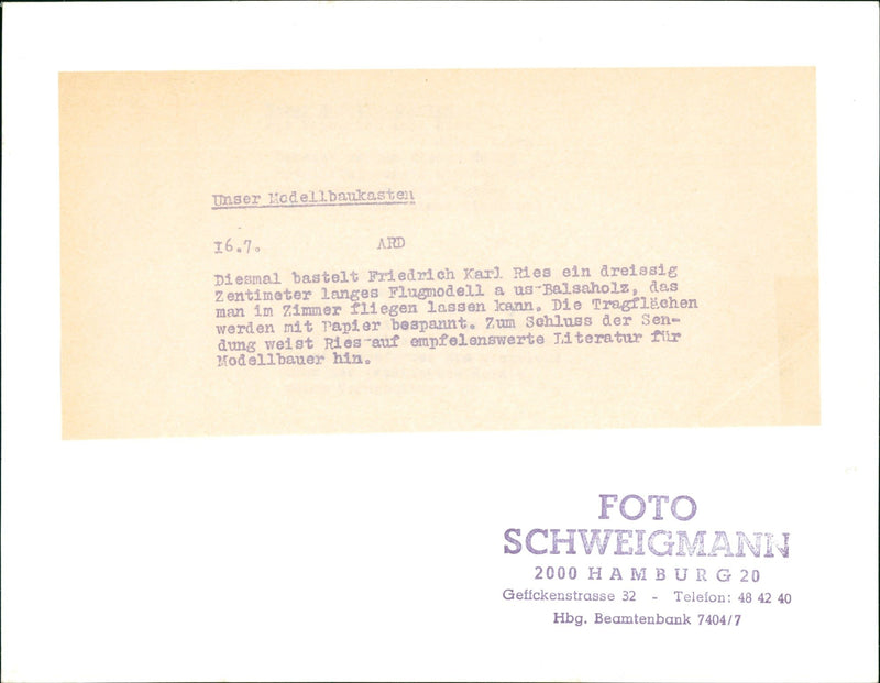 MODEL BUILDING TASTED FRIEDRICH KARL RIES MAKES THIRTY CENTIMETRE LONG - Vintage Photograph