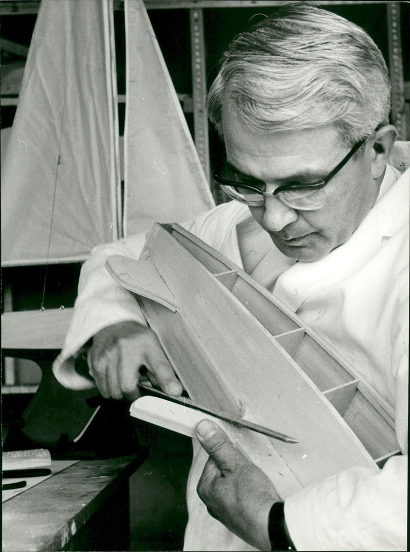 RIES OUR MODEL BUILDING LOAD FRIEDRICH KARL RIESHWER - Vintage Photograph