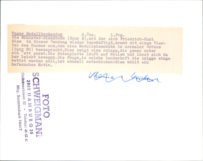 MODEL BUILDING LOAD FRIEDRICH KARL RIES SHOWS PLANT THAT FIT EXACTLY BELOW - Vintage Photograph