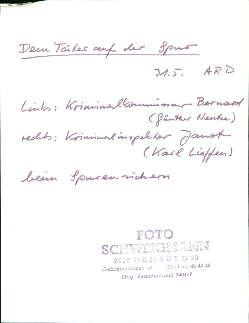 DON TAHER TRACK ARD MODEL JONELYNE TEIREIL AND - Vintage Photograph