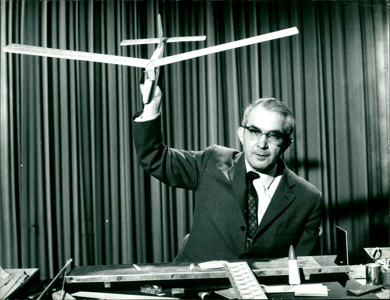 OUR MODELKLAUTADENS FRIEDRICH KARL RIES AND MARIA LOUISEN - Vintage Photograph