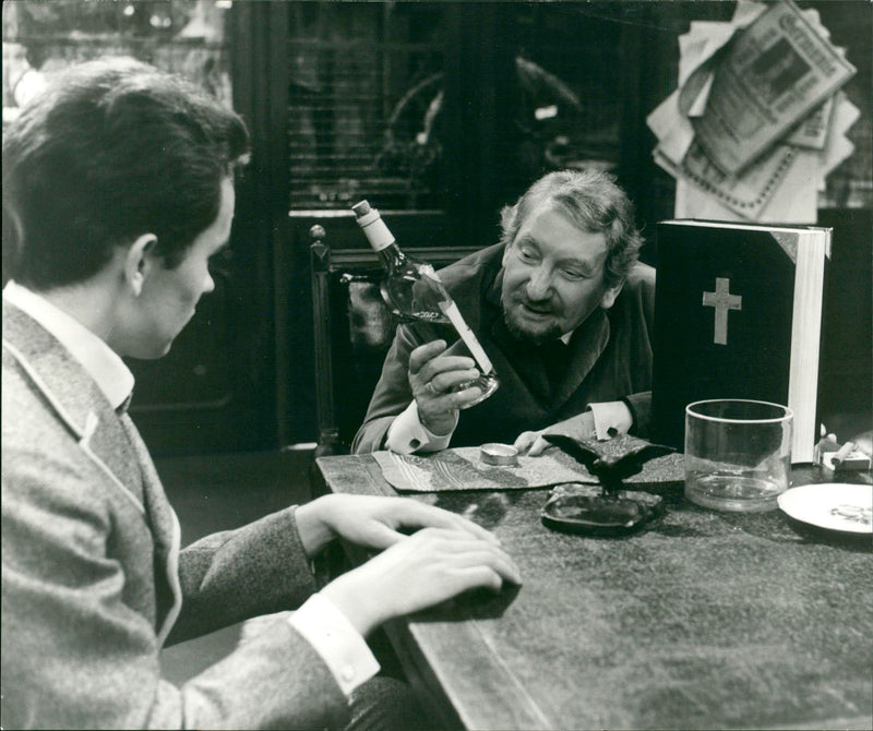 SOCIALARIDATEROEKEN OCCASIONAL POET OSKAR FIEBIG HANS - Vintage Photograph