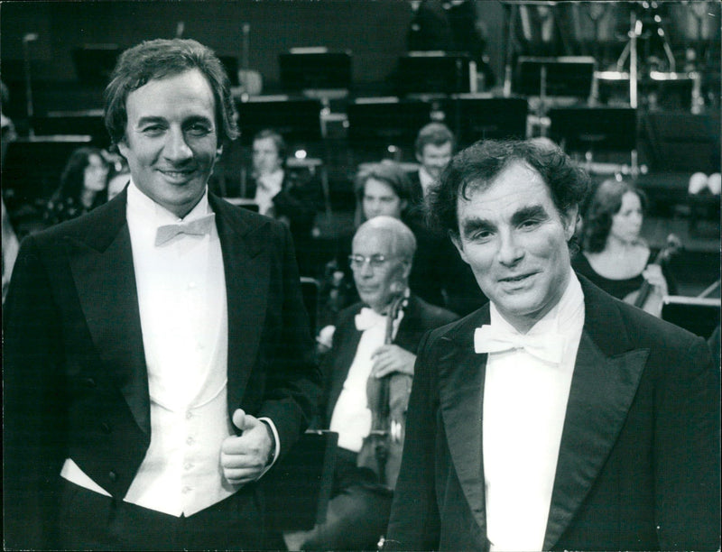 1980 ARD INTERLUDE PROMENADE CONCERT ITALY PROGRAM FOCUSES YOUNG NEAP - Vintage Photograph