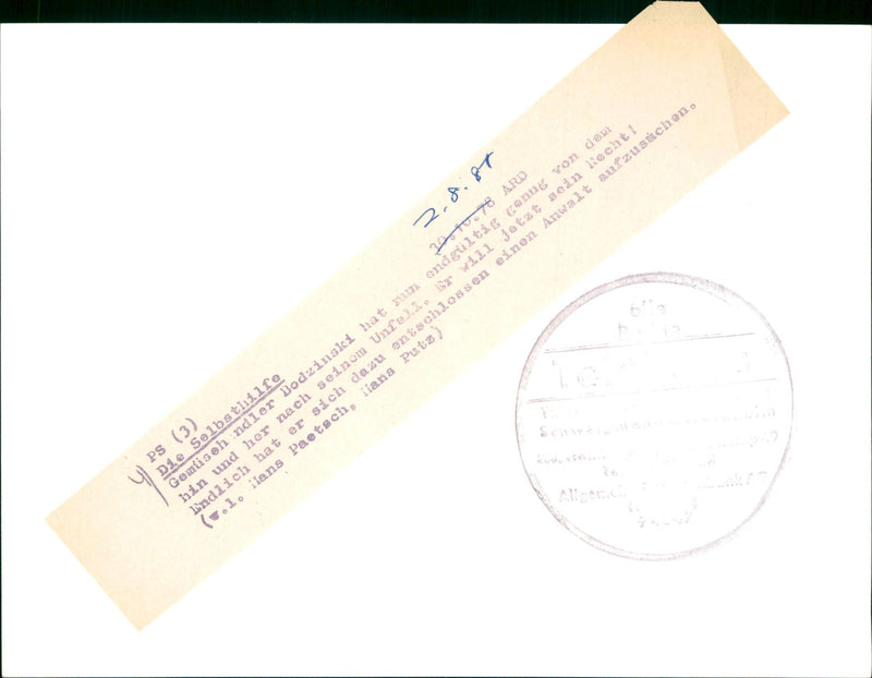 GEMUSE FRANZ BRODZINSKI BAILIFF TRAUGOTT DIETER AUGUSTIN HAS FINALLY CAUGHT - Vintage Photograph