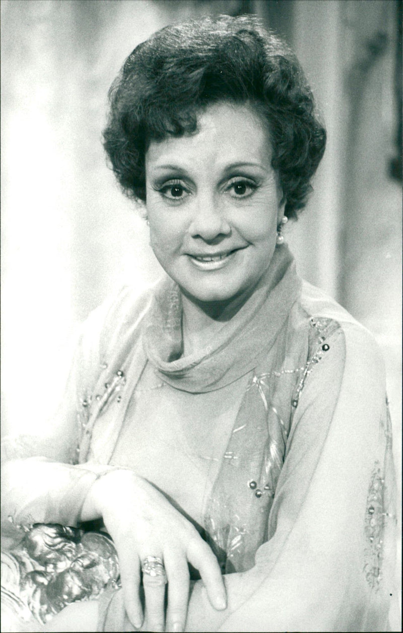 1978 MUSE HARNSEK ZDE YOUR MUSIC WISH ERIKA KOTH DRONE THROUGH - Vintage Photograph