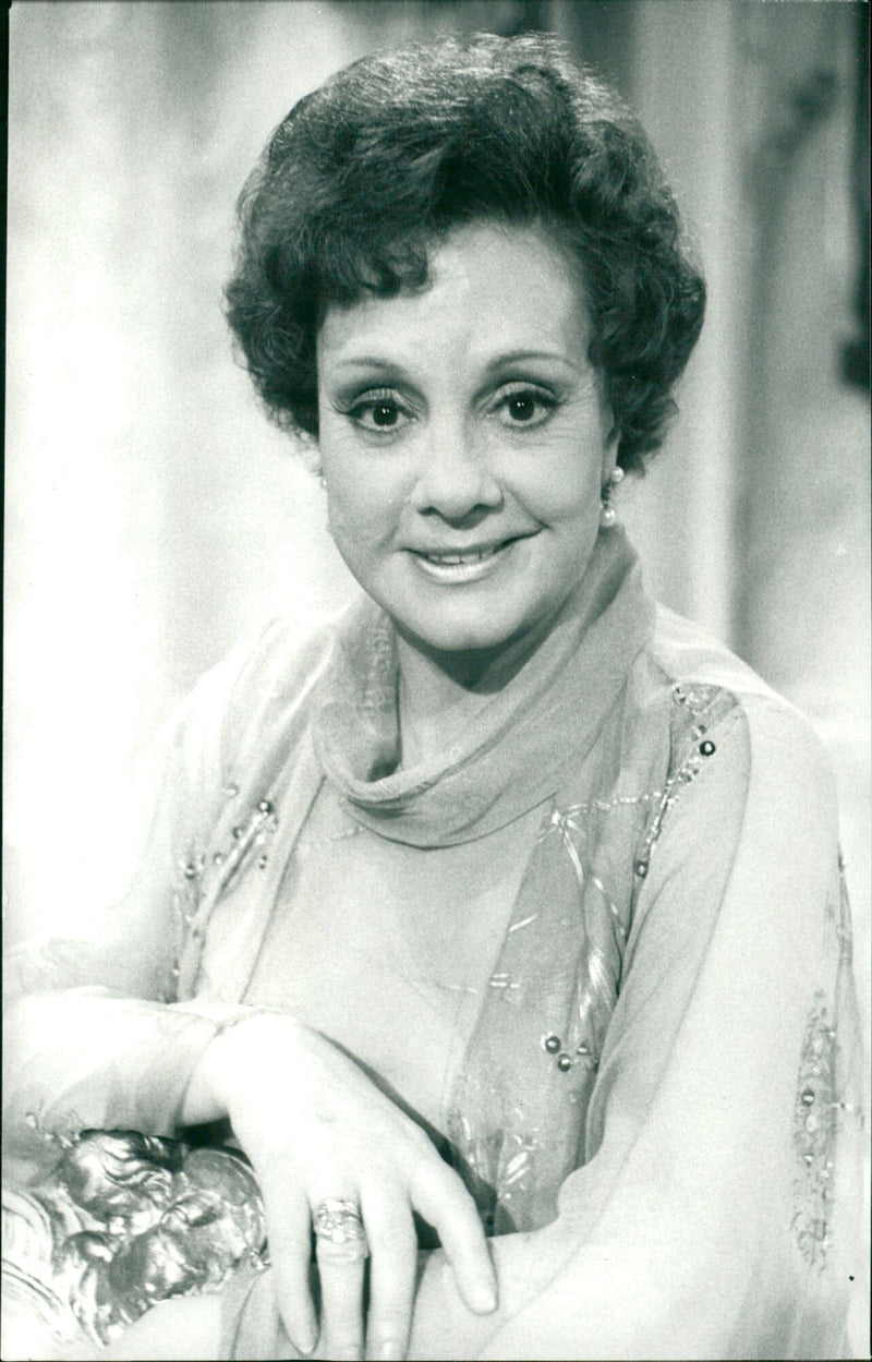 1978 MUSE HARNSEK ZDT YOUR MUSIC WISH DIFFICULT THROUGH BROADCAST EZALA KOTH - Vintage Photograph