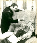 MARUD BLOOD SACHER WOLFGANG REICHMANN OLD WOMAN IRRAGARD RIESSEN WHO - Vintage Photograph