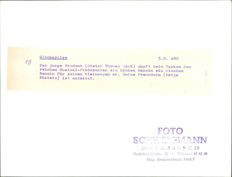 YOUNG STUDENT DIETER THOMAS HECK TAPS WHILE REFUELING RICH MUSICAL - Vintage Photograph