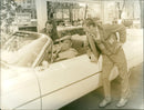 REFUELING TRACES WHEN RICH MUSICAL PRODUCER PETER FRANKENFEL MICHAEL - Vintage Photograph