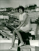 THUS NOT FIT AND MUSIC HOIDI HENNING CHELANGELO KONIGSBUEM OLOJ - Vintage Photograph