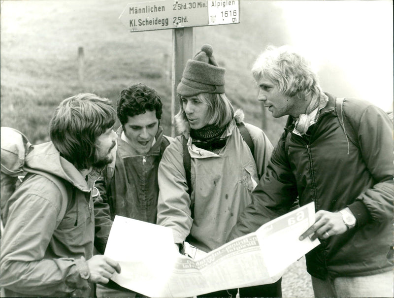 FOUR YOUNG PEOPLE VOL WERNER ASAM GUNTHER ZIEGLEZ ALEXANDER PLE FILM MICHAEL - Vintage Photograph