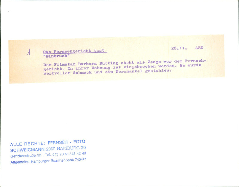 COURT MEETING BURGLARY MOVIE STAR BARBARA - Vintage Photograph