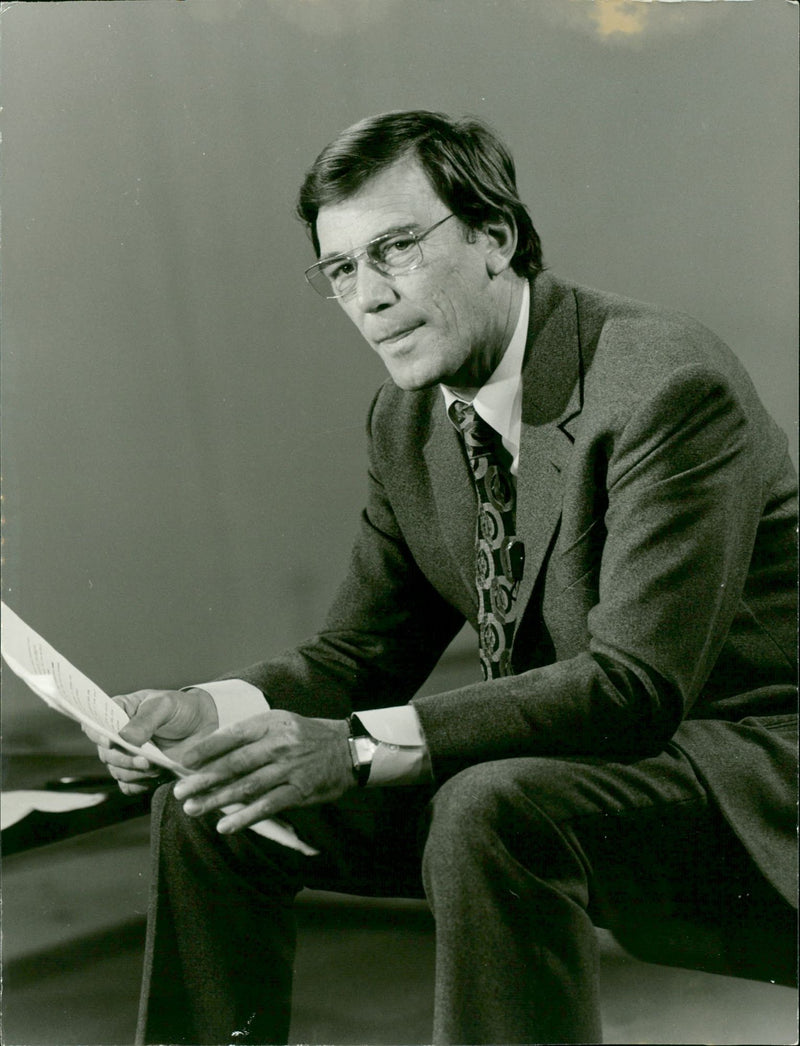 YOU KNOW CINEMA HELMUT LANGE ARD FILM - Vintage Photograph