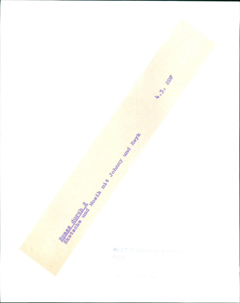 FUN THROUGH SKATSCHE AND MUSIC JOHNNY REYK AIR - Vintage Photograph