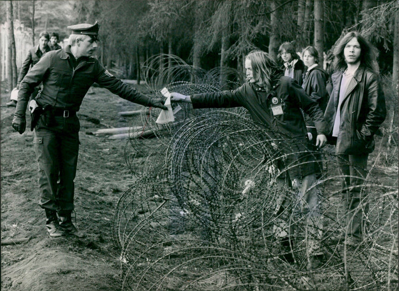 1980 MAIN STARTBAH MGELANDE MARBEITEN DEMONSTRATIONS AGAIN PRESS - Vintage Photograph